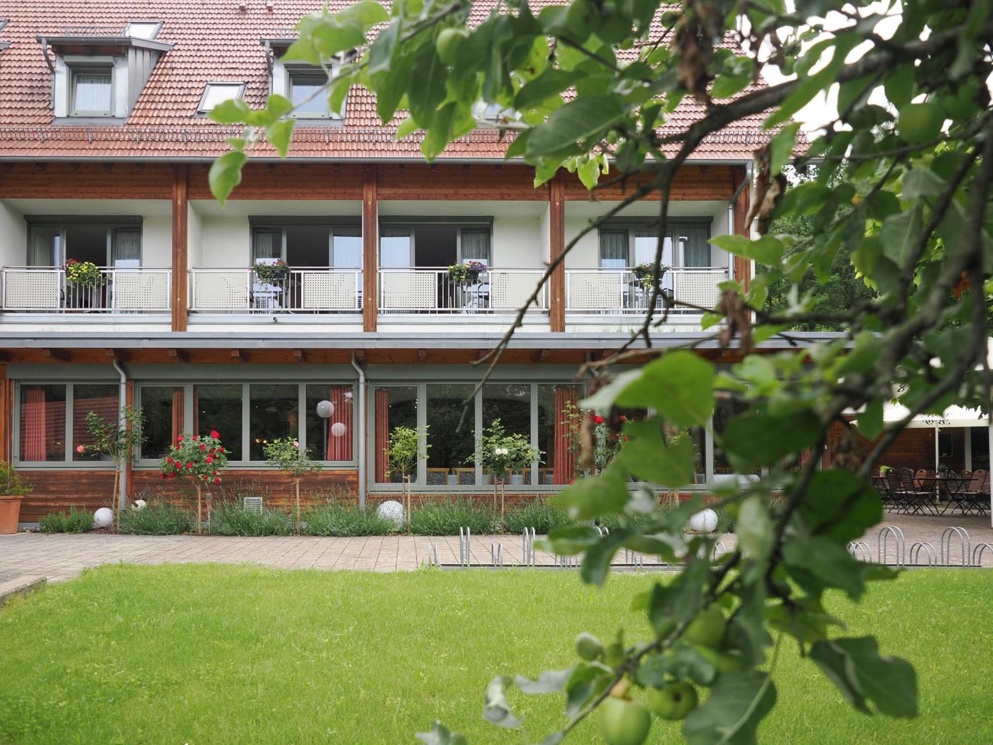 Landhotel Waldheim Pliezhausen Extérieur photo